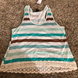 Juniors Size XL Tank Top
